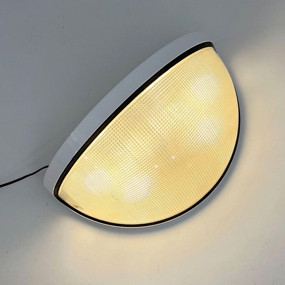 Totum Lampe von G.N. Gigante, M. Boccato & A. Zambusi für Zerbetto, 1970er – Tischlampen, Metal, Plastic (photo 5 of 9)