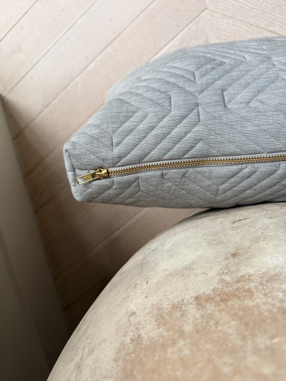 Image 1 of Ferm living, lichtgrijs dik sierkussen in ruitpatroon