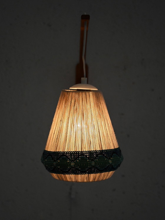 Image 1 of Vintage Scandinavische wandlamp in teakhout en stof