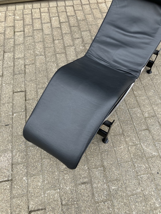 Image 1 of Cassina originale Le Corbusier Lc4 nero/cromo, come nuovo