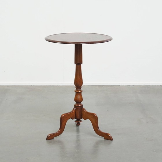 Image 1 of Antique English side/ wine table from the late 19th century with a single piece top