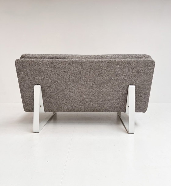 Image 1 of Sofá de dos plazas Artifort Kho Liang Ie retapizado, años 60