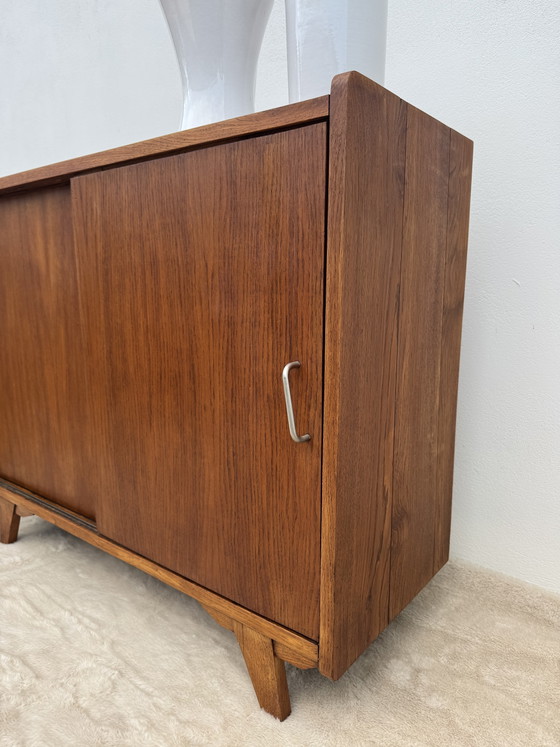 Image 1 of Niedriges Sideboard mit Schiebetüren, 1960er Jahre