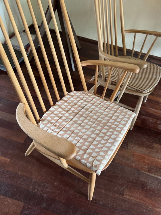 Image 1 of Set of 2 Vintage Ercol Model 478 'Grandfather' armchairs / Mid-century spindle chairs