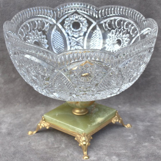Image 1 of Mid century glas cutted fruit bowl brass colored ornate legs onyx centerpiece