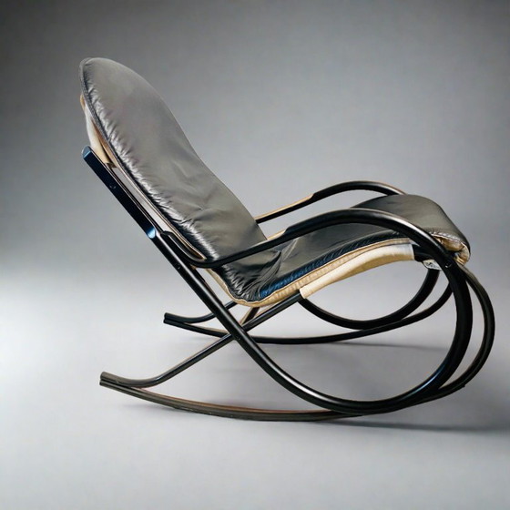 Image 1 of Sedia a dondolo "Nonna" Paul Tuttle per Strässle International, Svizzera