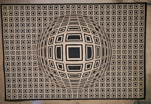 "Vega" Op-Art Carpet in the Style of Vasarely, 1970s