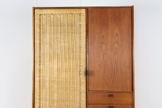 Image 1 of Armadio vintage per ragazze di Sebastian Muggenthaler