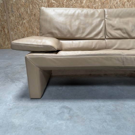 Image 1 of Divano a due posti in pelle Jori JR 8750 beige