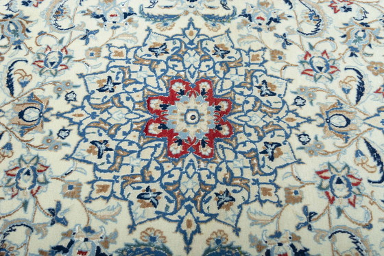 Image 1 of Handgeknoopt oosters tapijt Nain 9La - 200 x 127 cm - met zijde - Fijngeknoopte kunst