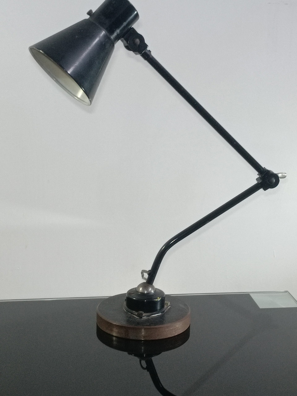 Lampe D'atelier Ancienne Orientable En Métal - À Baïonnette - Couleur Marron - Occasion