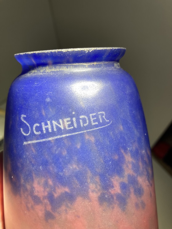 Image 1 of Wandleuchte mit Kranichmotiv aus vergoldeter Bronze – Cheuret- und Glasschirm, signiert Scheider