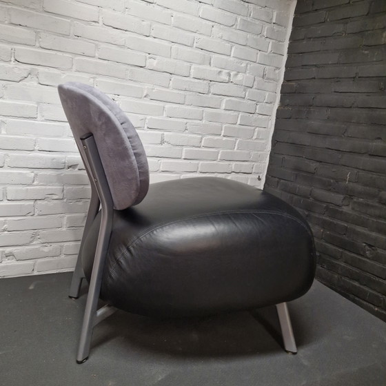 Image 1 of 2 fauteuils design de luxe