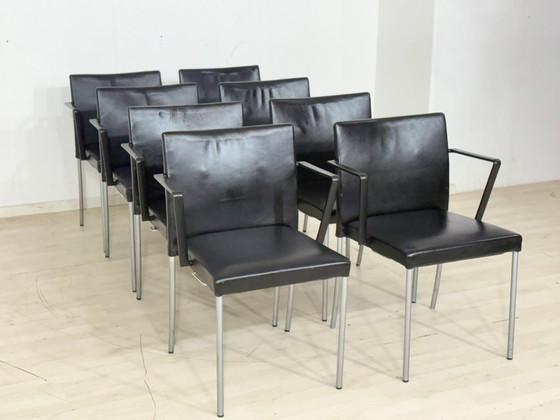 Image 1 of 8 elegante design vergaderstoelen in zwart leer