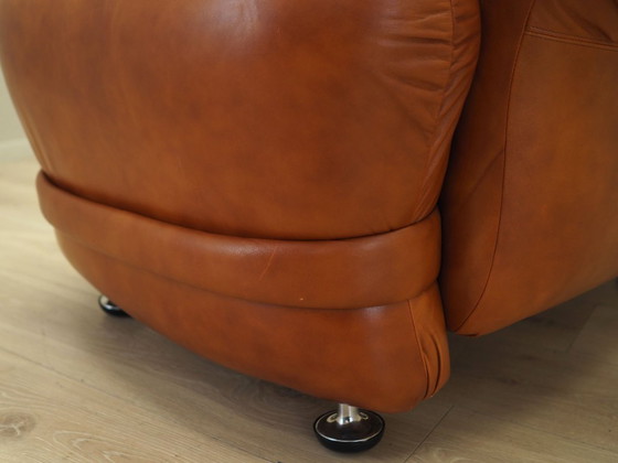 Image 1 of Fauteuil en cuir, design italien, années 1970, production : Italie