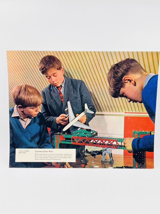 Image 1 of Set mit 8 Kartonfotos „Toys from Britain“