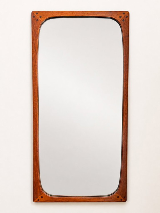 Image 1 of Grand miroir mural vintage en teck attribué à Aksel Kjersgaard | Scandinave Moderne, Années 1960