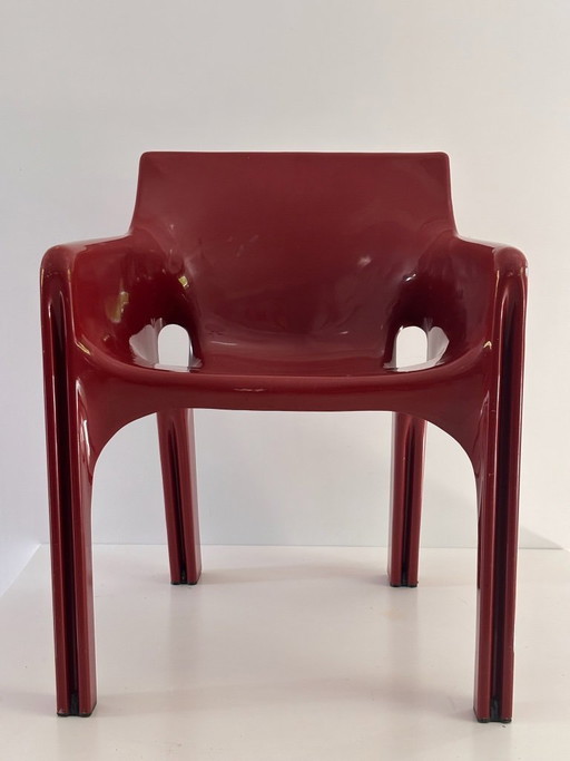 Silla Gaudí Vico Magistretti para Artemide, 1970, ABS termoformado, Rojo Era Espacial