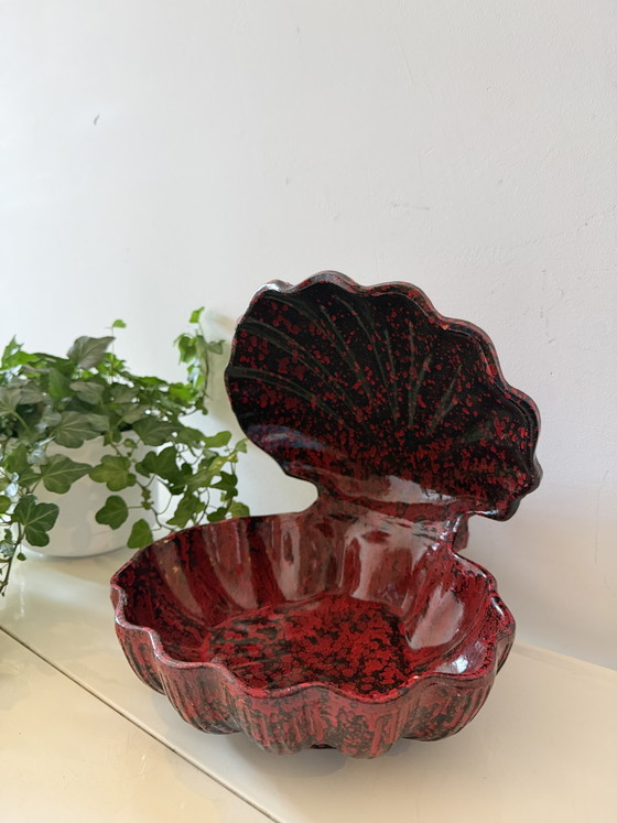 Ciotola a conchiglia in ceramica vintage di metà secolo – Oggetti decorativi (photo 3 of 8)