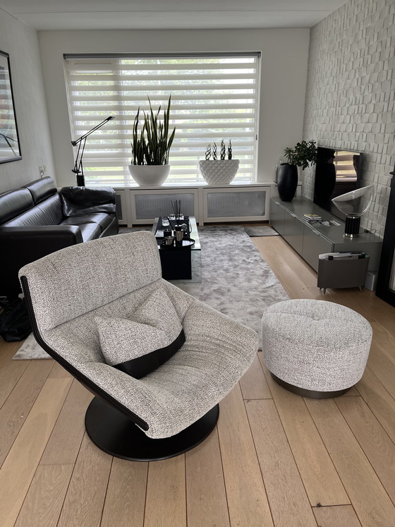 Image 1 of Artifort F510 + cojín y puf Minotti - retapizados
