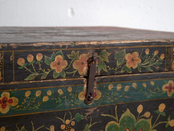 Antique painted Chinese trunk in pine wood – China, circa 1900 – Storage cabinet (photo 26 of 40)