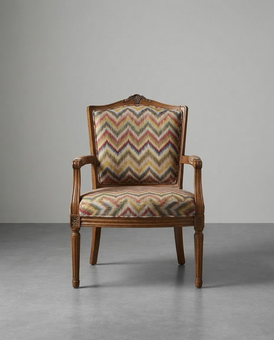 Vintage Hungarian Armchair with Chevron Pattern Fabric – Wood, Metal (photo 5 of 5)