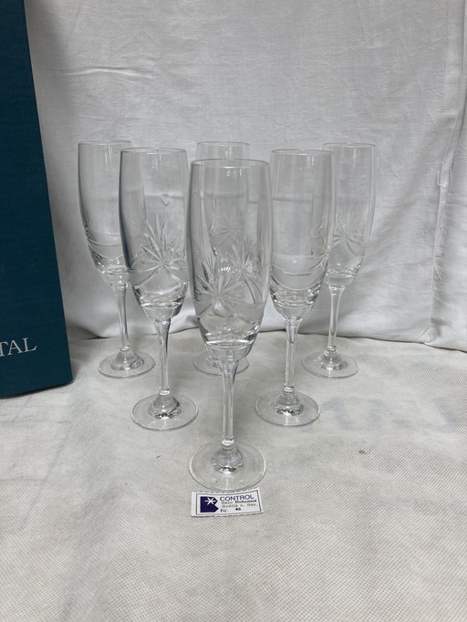 6 flûtes à champagne en Crystal République Tchèque 90’S