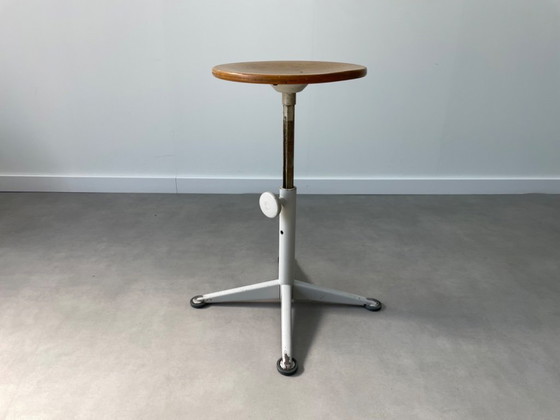 Tabouret Vintage de Friso Kramer pour Ahrend De Cirkel, 1960s – Metal (photo 3 of 9)