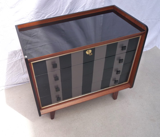 Image 1 of Vintage ladekast met 4 laden