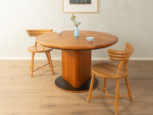 Unieke eettafel, Skovby – Wood (photo 2 of 12)