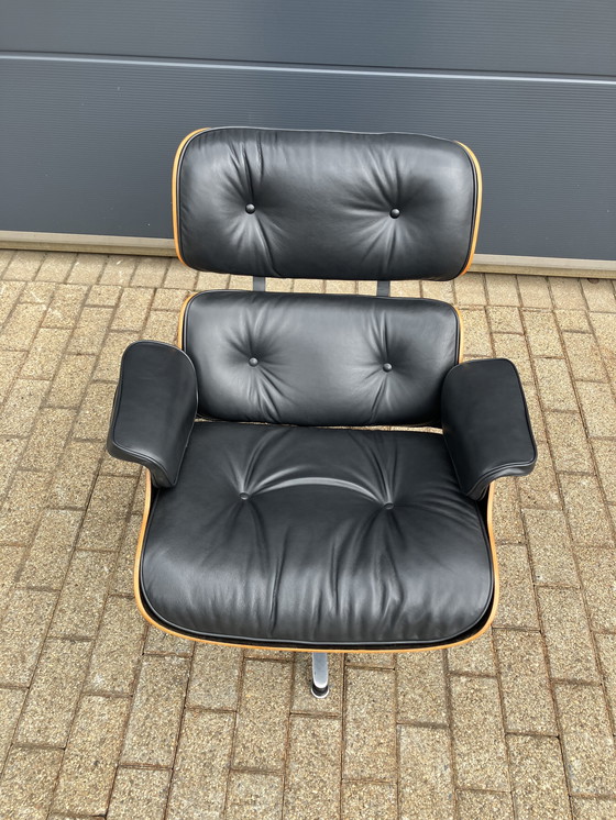 Image 1 of Herman Miller USA Eames Lounge chair 70's edición limitada