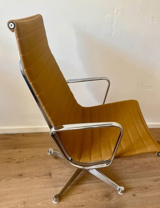 Een Origineel Ontwerp Van Charles & Ray Eames Voor Herman Miller – Model EA 116 Uit 1958 – fauteuils, Other (photo 2 of 5)