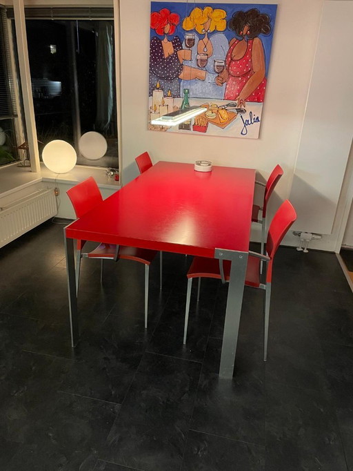 Design dining table + 4 chairs
