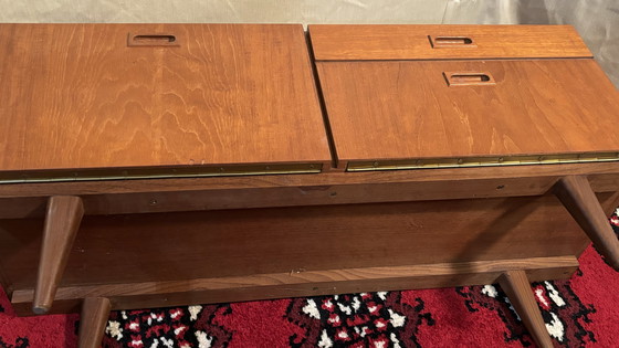 Image 1 of Mid-century jaren 60/70 dressoir 