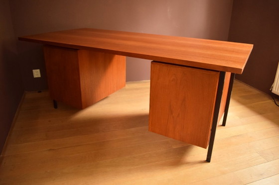 Mooi ruim vintage bureau – Eeka Meubel, Metal, Wood (photo 4 of 7)