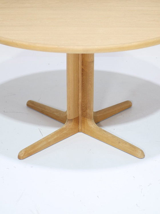 Image 1 of Extendable round dining table oak Skovby Danish vintage