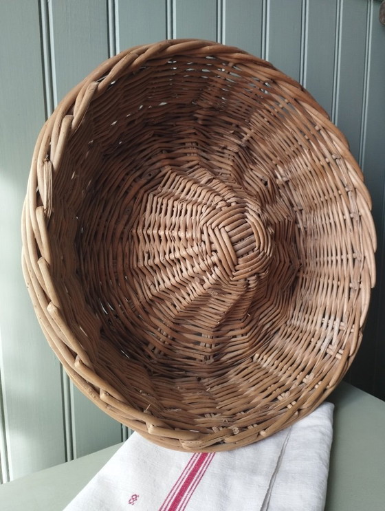 Image 1 of Antico grande cesto da panettiere in vimini intrecciato - Ghirlanda