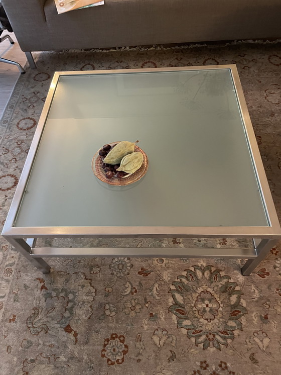 Image 1 of Table basse en verre avec cadre en acier inoxydable