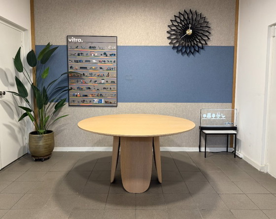 Image 1 of Bolia | Peyote Eettafel | Witgepigmenteerd Gelakt Eiken | Ø 140 cm | 1 stuk