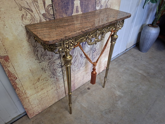 Image 1 of Console murale en laiton avec plateau en marbre, table d'appoint, console d'entrée, dimensions 75x26cm et 81cm de hauteur.