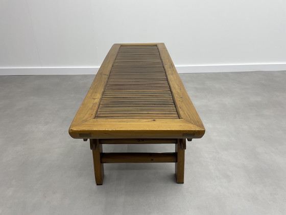 Image 1 of Vintage Chinese houten bank  