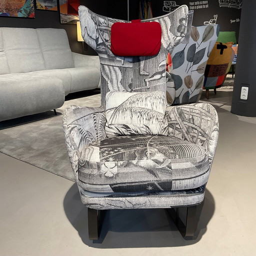 Fama Kangou fauteuil met poef