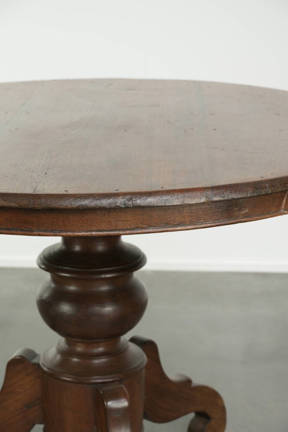 Beautiful subtle round rustic wooden dining table with a lovely appearance and a beautiful patina – Klassiek (photo 7 of 10)