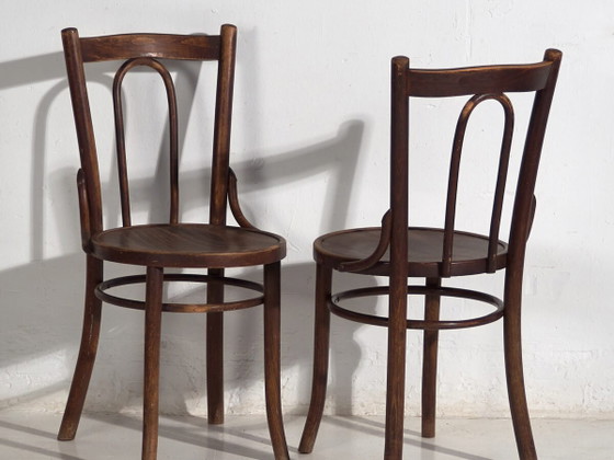 Thonet vintage style chairs (c.1950). Set of 2 pieces #12 – Dining chairs (photo 2 of 10)