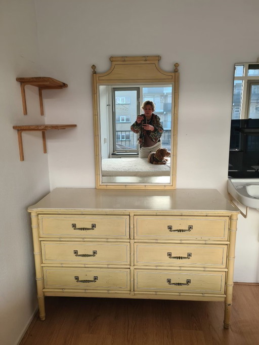 Amerikaans slaapkamer set (dressoir met spiegel, nachtkastjes & stoeltjes)