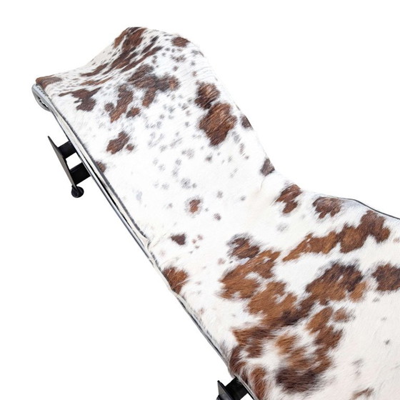 Replica Vintage LC4 Chaise Longue Pelle di Mucca Classico del Design, Sedie da camera, polished steel (foto 8 di 11)