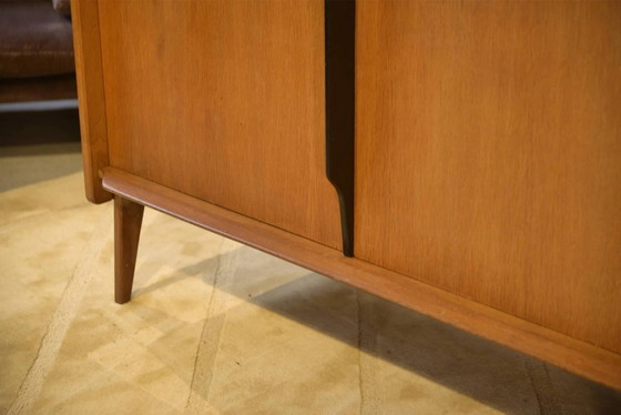 Oak wardrobe by Roger Landault 1960s – Mid Century Modern (photo 4 of 9)