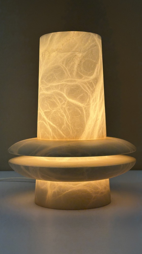 Image 1 of Vintage Alabaster table / night lamp beige cream tones veining