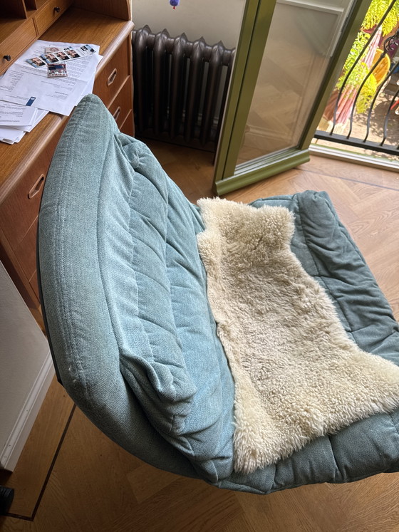Image 1 of Lovely swivel chair