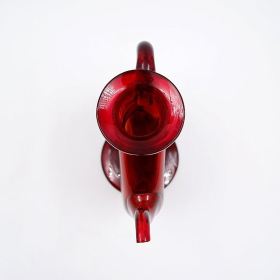 Image 1 of Caraffa vintage in vetro soffiato rosso "Anneau"
